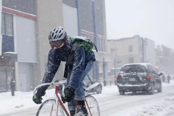 Roupas impermeáveis para ciclismo - como evitar a sensação de frio e umidade